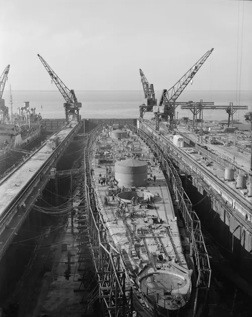 USS Newport News under construction in January 1947